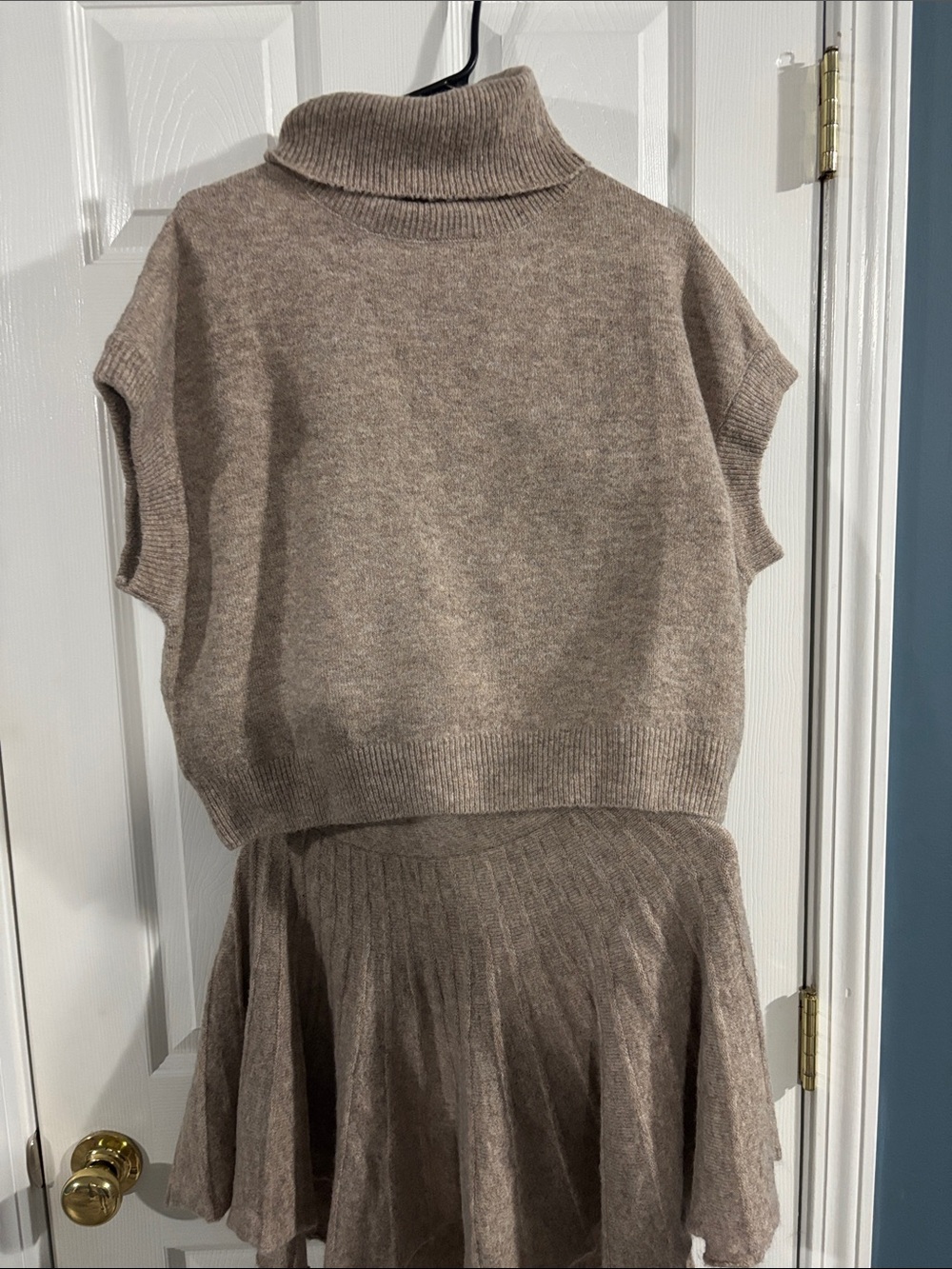 Double Zero Taupe Cap-Sleeve Turtleneck Sweater Top